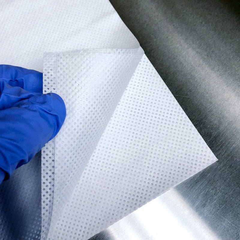 An Overview of Cleanroom Wipes and the Importance of Their Use - MTESolutions