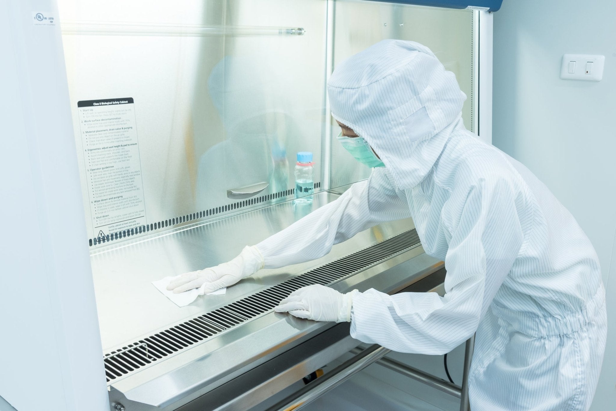 Cleanroom Safety Tips: 5 Essential Practices for ISO Environments | MTE ...