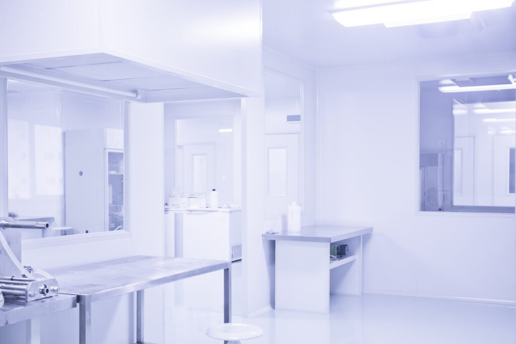 Cleanroom vs. Controlled Environment - MTESolutions