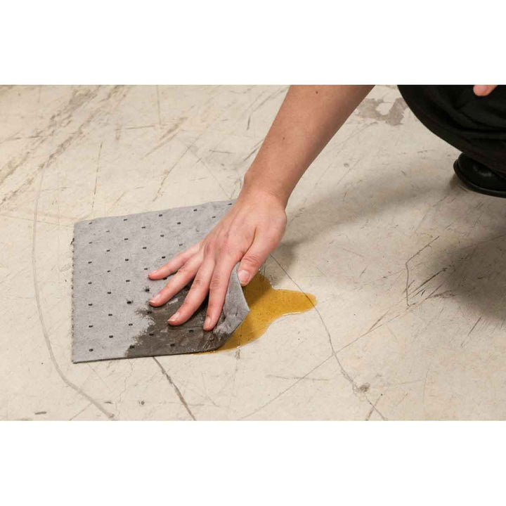 Brady SRP100, Spill Response Plus Universal Absorbent Pads, Heavy Weight, 7.5"x 10", Absorbency Capacity 5.5 gal, Case of 100 Pads MTESolutions