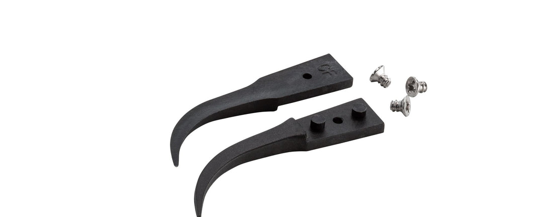 IDEAL - TEK A7CF Kit of 2 Carbon Fiber Tips and 3 Screws - Tips: Curved, Very Fine (for #7CFR.SA Tweezers). OAL: 40mm - 1.57". ESD safe MTESolutions