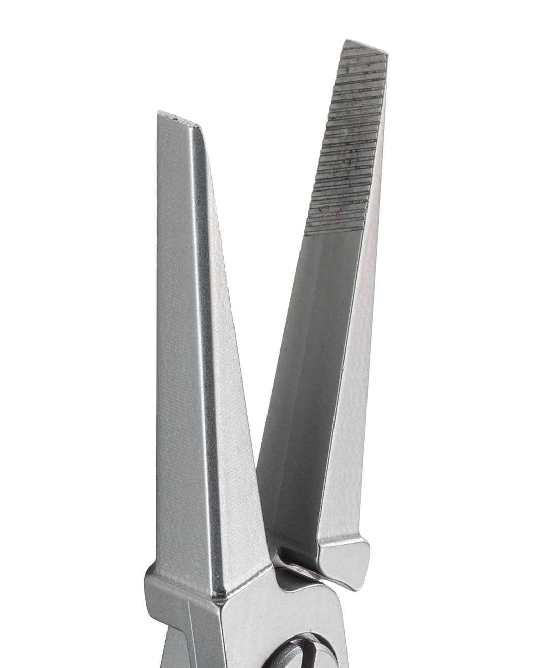 Ideal-tek ES6014.CR.BG.ITU Ergo-tek Slim HP pliers 6014, Long Flat Nose serrated, OAL 140mm, 5.51in