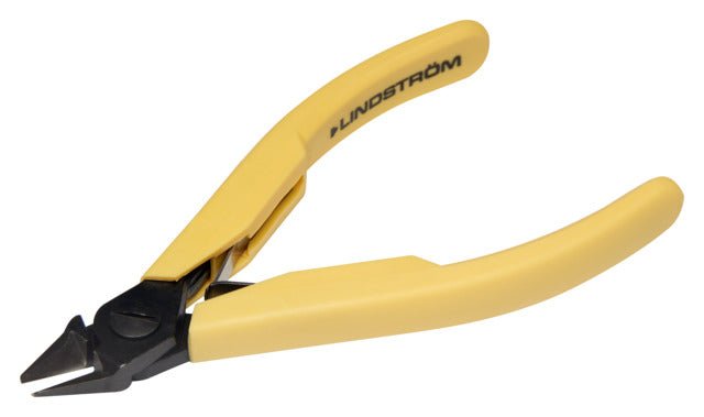 Lindstrom Ultra - Flush Precision Cut Diagonal Cutter with Tapered & Relieved Head & ESD Safe Handle 0.1 - 0.8 mm MTESolutions