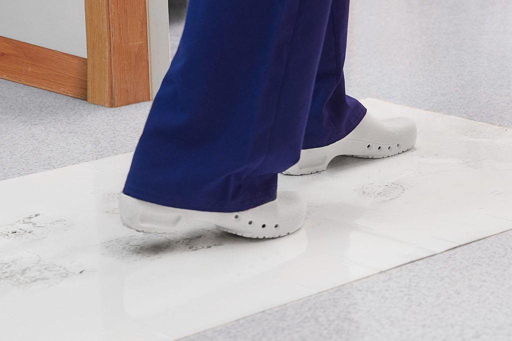 Purus International Cleanroom Shoe, White, XXL, 6 pair per case MTESolutions