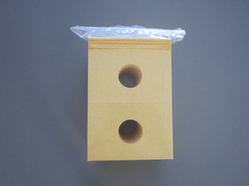 SIR Sponge S33 - P50, Soldering Sponge, 2.1" x 3.2" x 1" w/ Hole & 4 Slits, Pack of 50 MTESolutions