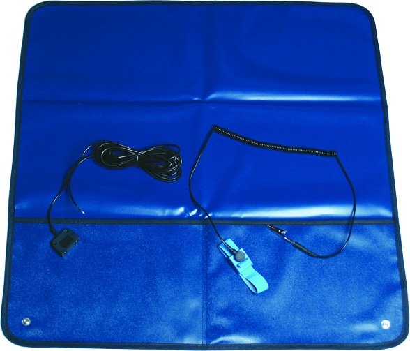Transforming Technologies 2'X2' Field Service Kit, Blue, 2 Female 10Mm Snaps; Wrist Band Set, Center Snap Ground Cord MTESolutions