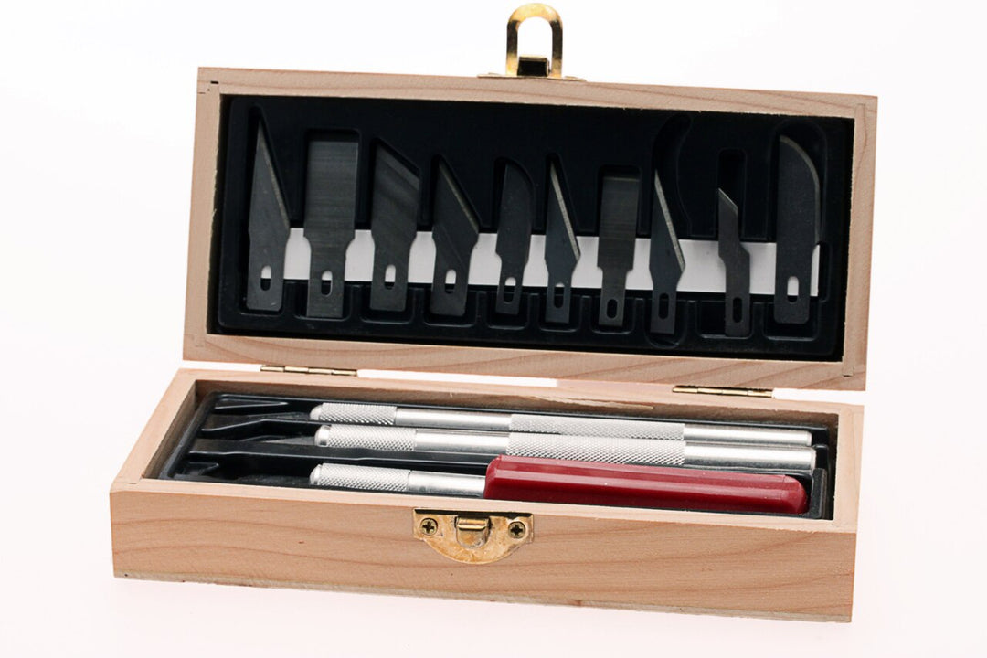 Aven Tools 44102 Knife Set Precision Deluxe - 13 Blades, 3 Knife Handles